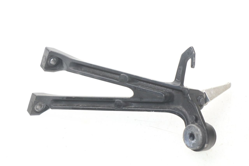 photo de SOPORTE ESTRIBERA TRASERA DERECHA SUZUKI GSX-R GSXR 750 (2011 - 2016)