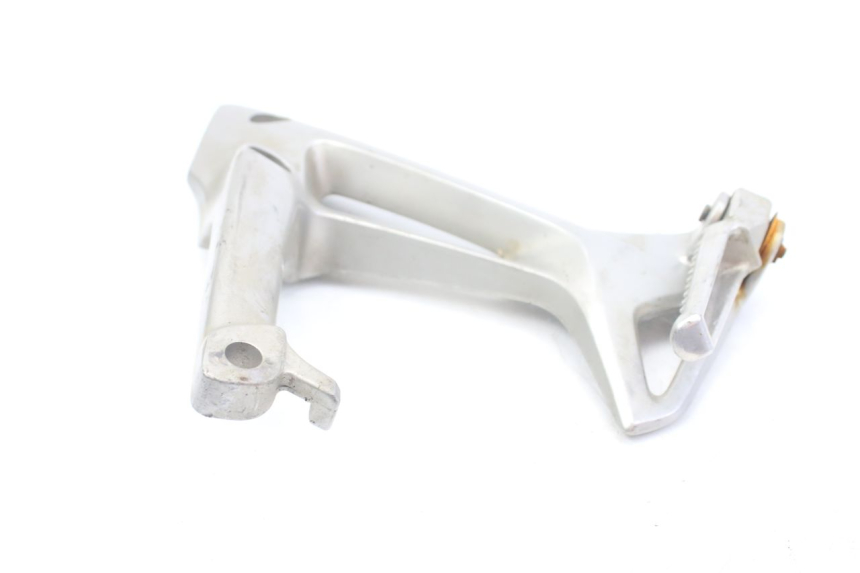 photo de PLATINA APOYA PIE TRASERO DERECHO HONDA VFR VTEC RC46 800 (2002 - 2013)