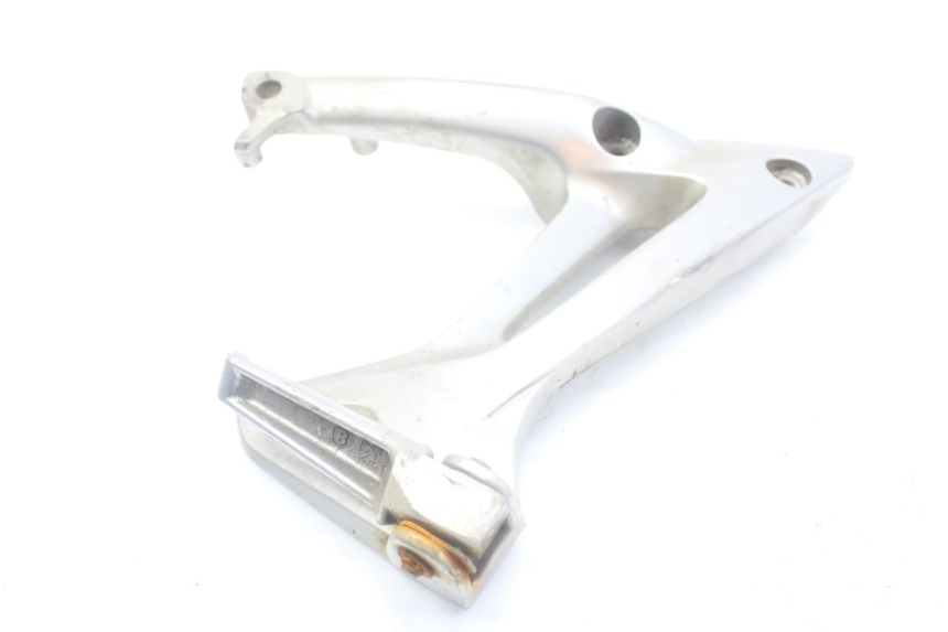 photo de PLATINA APOYA PIE TRASERO DERECHO HONDA VFR VTEC RC46 800 (2002 - 2013)