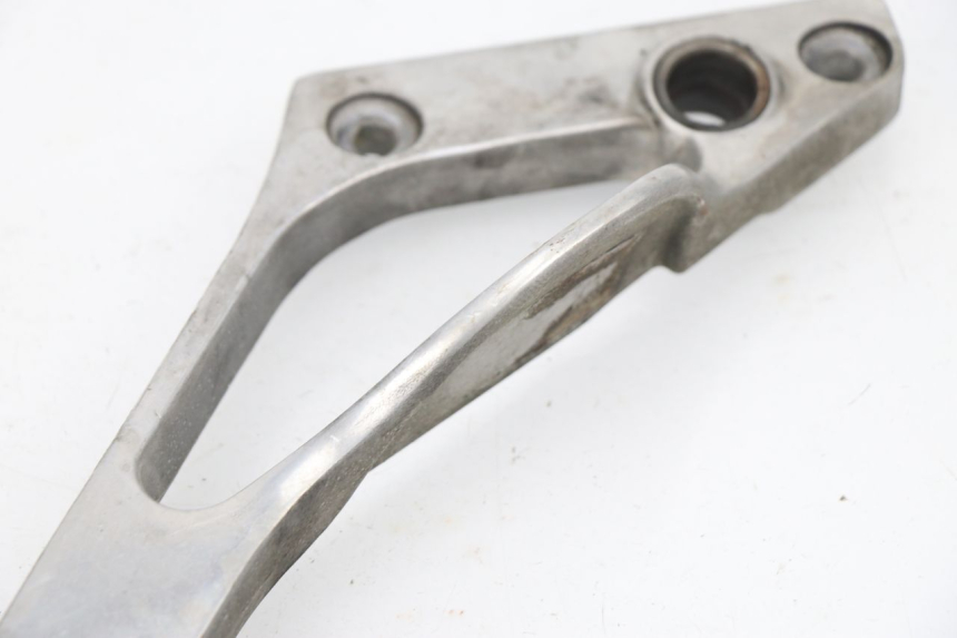 photo de SOPORTE ESTRIBERA TRASERA DERECHA YAMAHA TDM 3VD 850 (1991 - 1995)