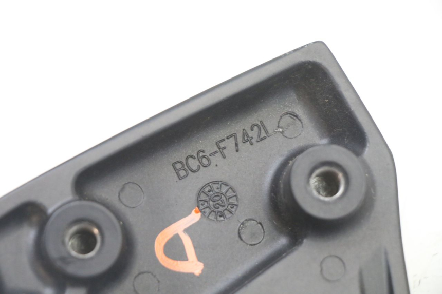 photo de SOPORTE ESTRIBERA TRASERA DERECHA YAMAHA TRACER 7 700 (2020 - 2024)