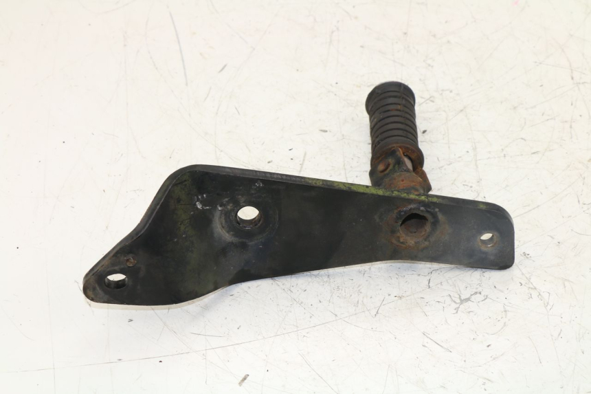 photo de SOPORTE ESTRIBERA TRASERA DERECHA YAMAHA VIRAGO 125 (1996 - 2003)