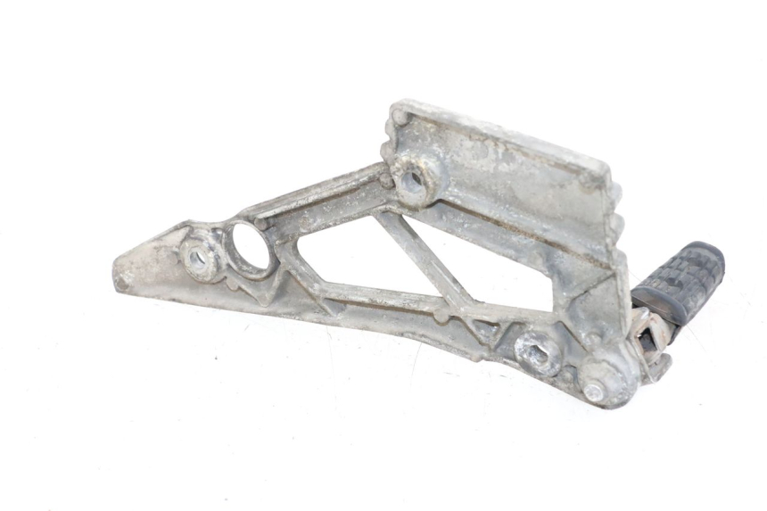 photo de SOPORTE ESTRIBERA TRASERA DERECHA YAMAHA XJ F 900 (1983 - 1994)