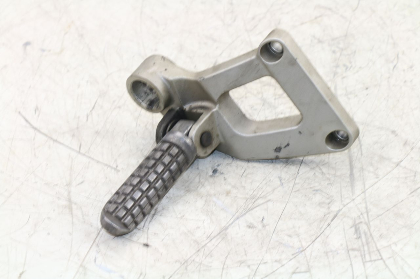 photo de SOPORTE ESTRIBERA TRASERA DERECHA KAWASAKI ZZR 600 (1995 - 2004)