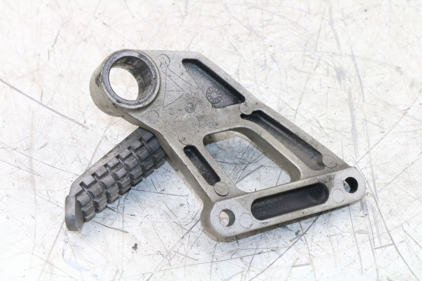 photo de SOPORTE ESTRIBERA TRASERA DERECHA KAWASAKI ZZR 600 (1995 - 2004)