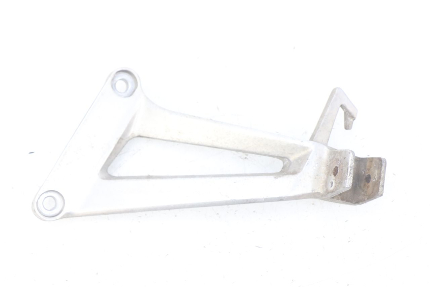 photo de SOPORTE ESTRIBERA TRASERA IZQUIERDA HONDA CBR R 125 (2003 - 2006)