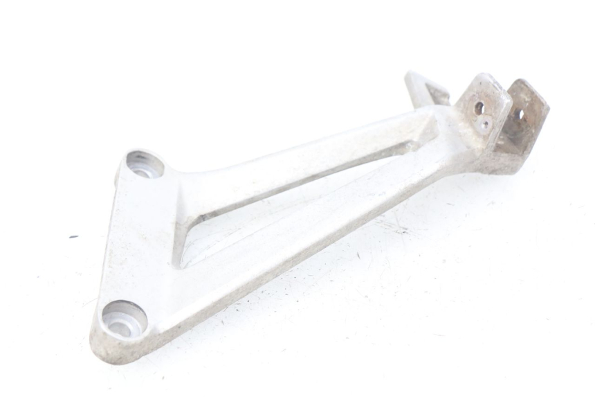 photo de SOPORTE ESTRIBERA TRASERA IZQUIERDA HONDA CBR R 125 (2003 - 2006)