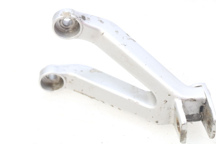 photo de SOPORTE ESTRIBERA TRASERA IZQUIERDA HONDA CBR RR FIREBLADE 900 (1992 - 1994)