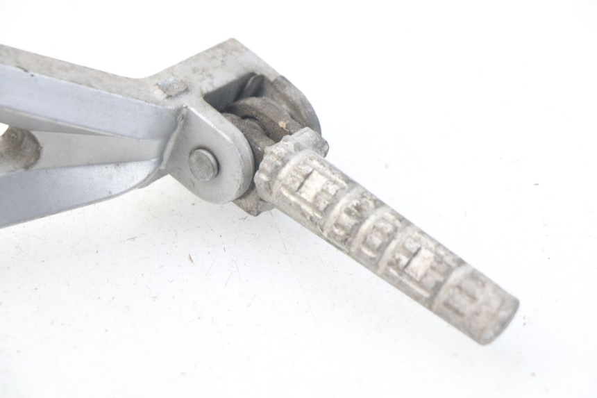 photo de SOPORTE ESTRIBERA TRASERA IZQUIERDA HYOSUNG COMET GTR 125 (2007 - 2014)