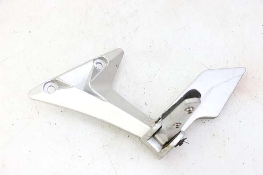 photo de SOPORTE ESTRIBERA TRASERA IZQUIERDA STAHO FH 50 (2018 - 2019)