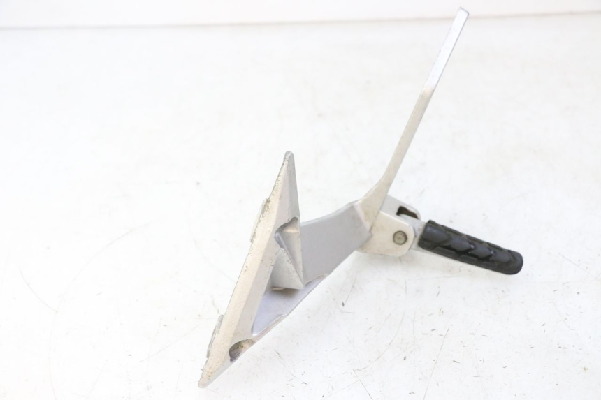 photo de SOPORTE ESTRIBERA TRASERA IZQUIERDA STAHO FH 50 (2018 - 2019)