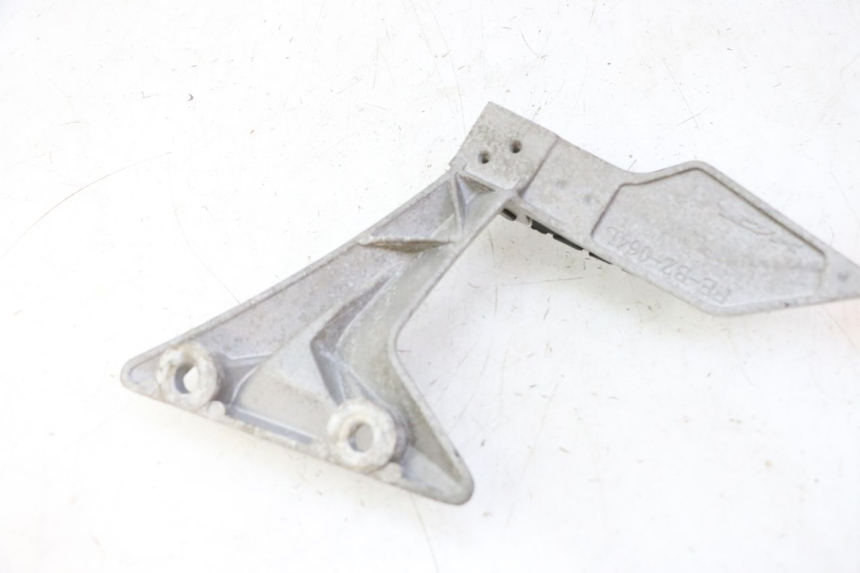 photo de SOPORTE ESTRIBERA TRASERA IZQUIERDA STAHO FH 50 (2018 - 2019)