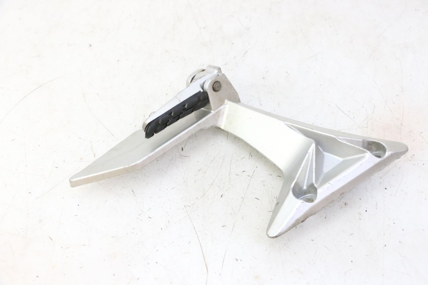 photo de SOPORTE ESTRIBERA TRASERA IZQUIERDA STAHO FH 50 (2018 - 2019)