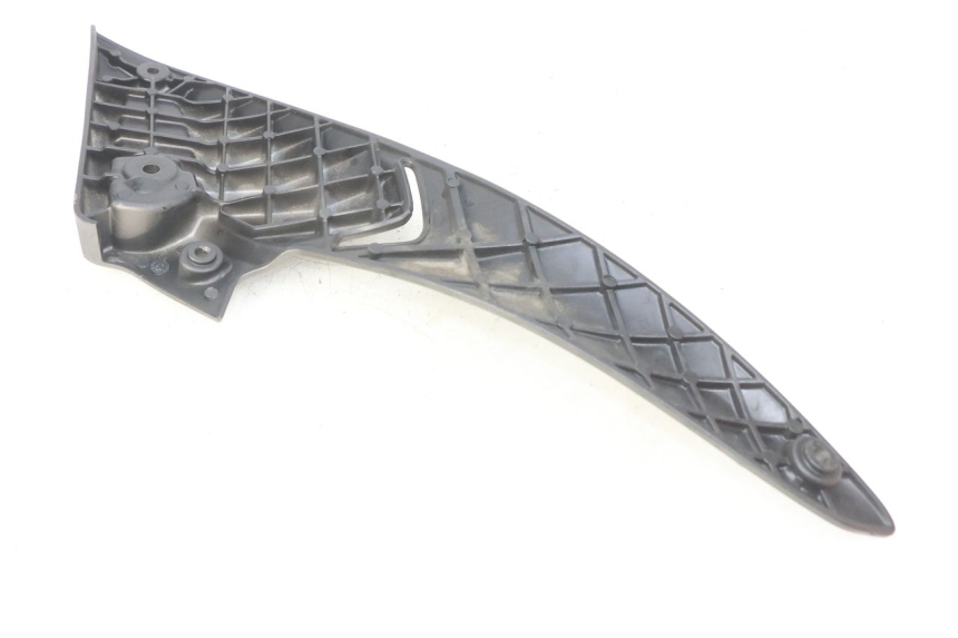photo de PLATINA APOYA PIE TRASERO IZQUIERDO GILERA NEXUS 125 (2009 - 2013)