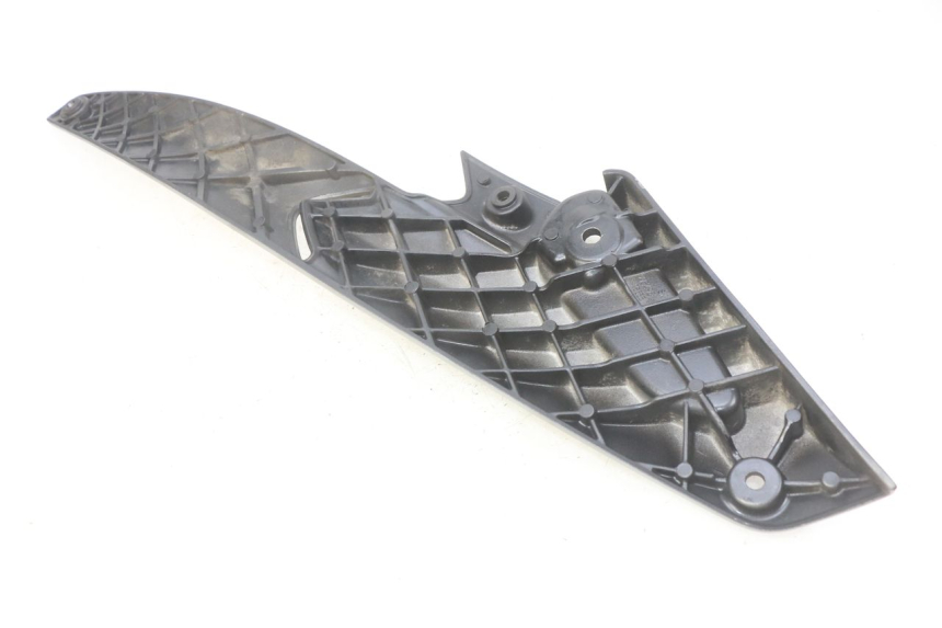 photo de PLATINA APOYA PIE TRASERO IZQUIERDO GILERA NEXUS 125 (2009 - 2013)