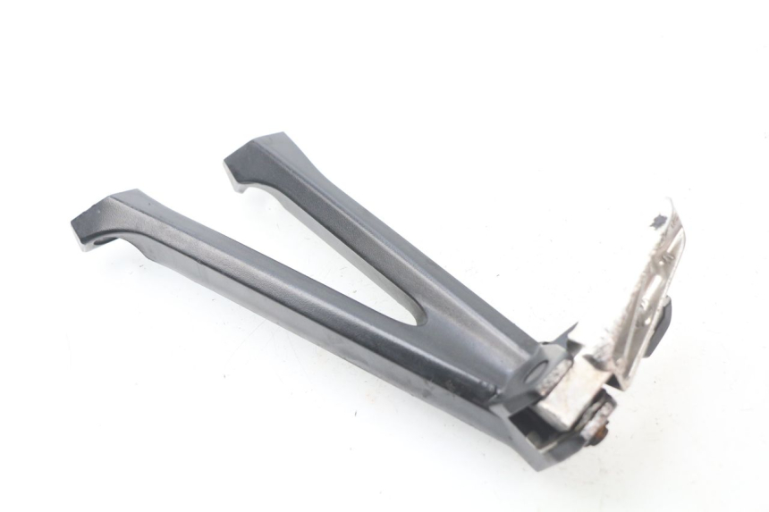 photo de SOPORTE ESTRIBERA TRASERA IZQUIERDA SUZUKI GSX-R GSXR 750 (2011 - 2016)