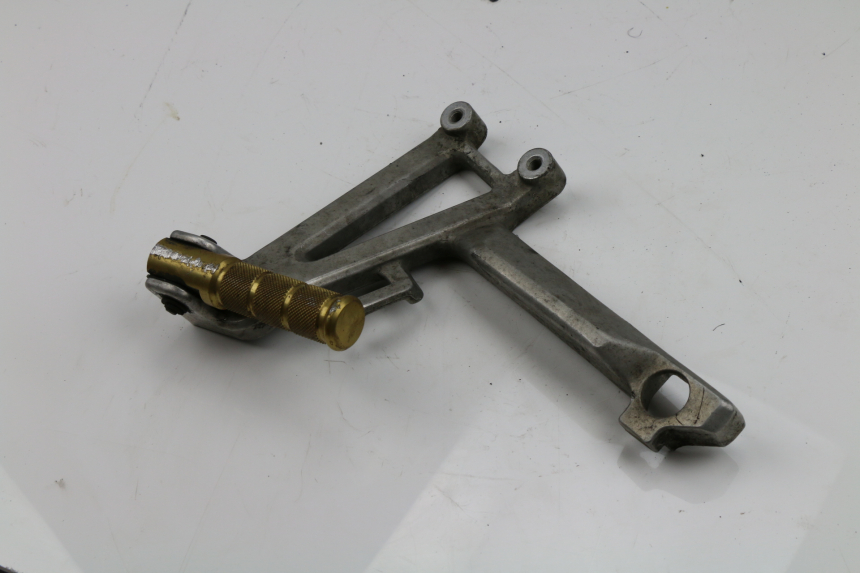 photo de SOPORTE ESTRIBERA TRASERA IZQUIERDA HONDA CBR F 600 (1996 - 1998)