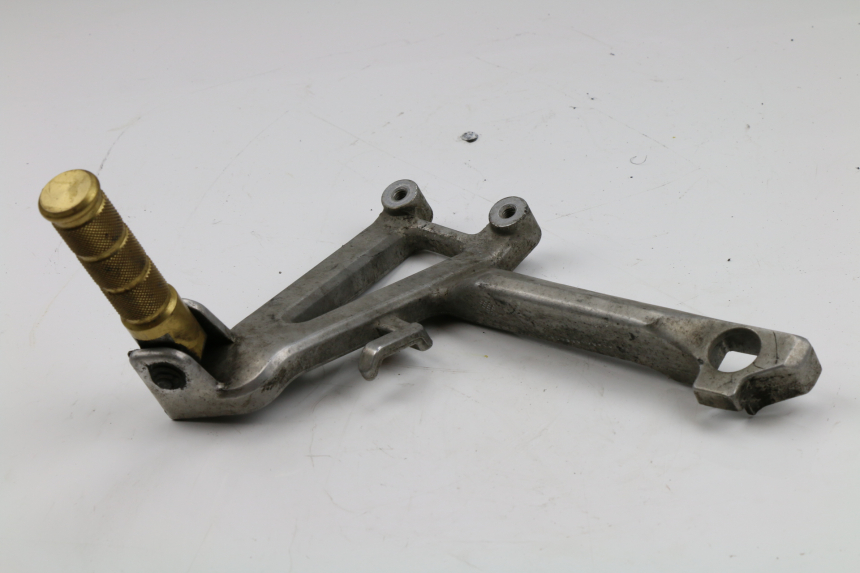 photo de SOPORTE ESTRIBERA TRASERA IZQUIERDA HONDA CBR F 600 (1996 - 1998)