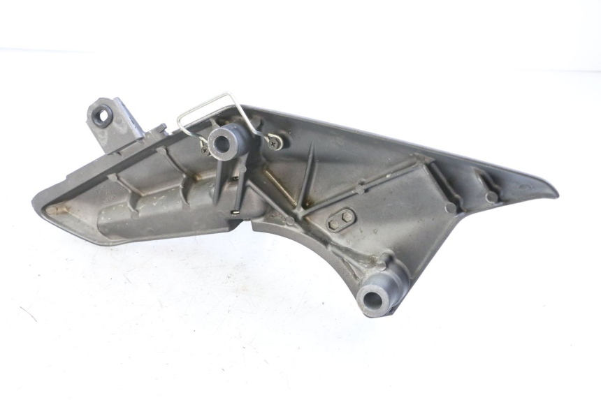 photo de SOPORTE ESTRIBERA TRASERA IZQUIERDA HONDA FJS SILVER WING SILVERWING 400 (2005 - 2008)