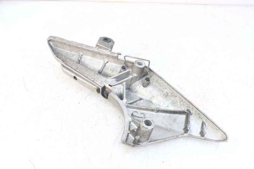 photo de SOPORTE ESTRIBERA TRASERA IZQUIERDA HONDA FJS SILVERWING SILVER WING 600 (2001 - 2010)