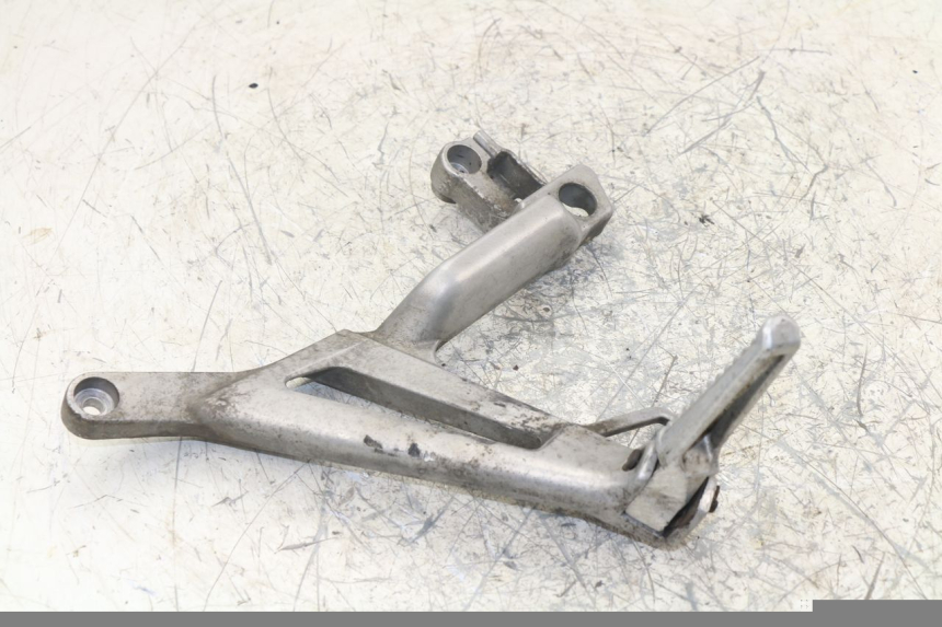 photo de SOPORTE ESTRIBERA TRASERA IZQUIERDA HONDA VFR 750 (1994 - 1997)