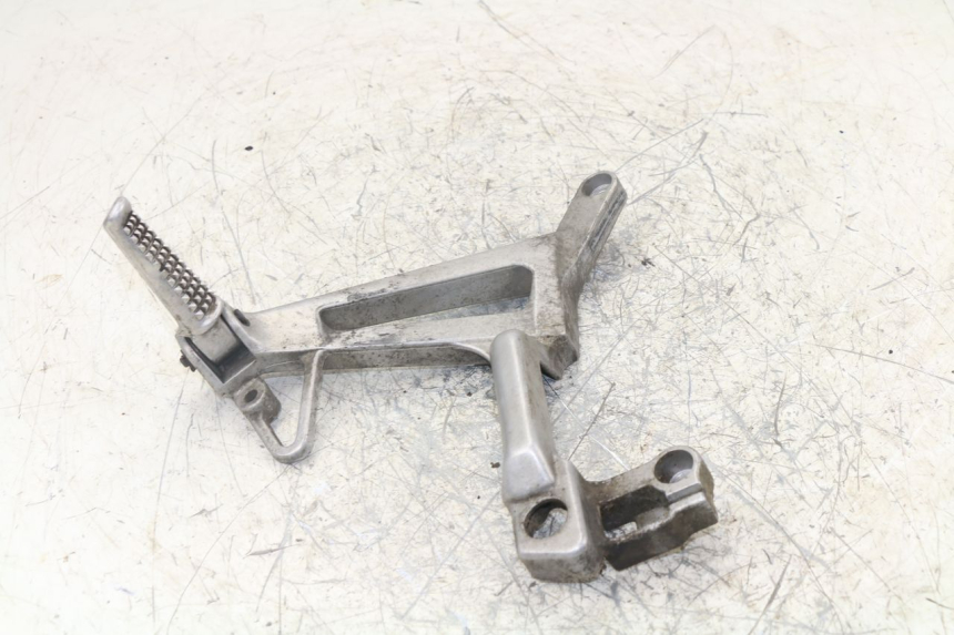 photo de SOPORTE ESTRIBERA TRASERA IZQUIERDA HONDA VFR 750 (1994 - 1997)