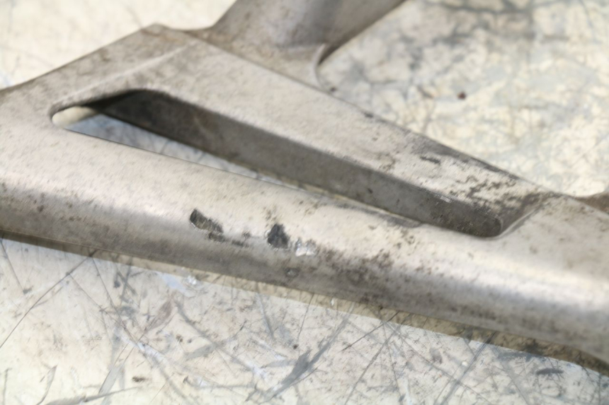photo de SOPORTE ESTRIBERA TRASERA IZQUIERDA HONDA VFR 750 (1994 - 1997)
