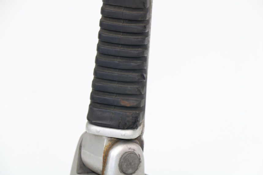 photo de SOPORTE ESTRIBERA TRASERA IZQUIERDA DUCATI ST2 944 (1997 - 2003)