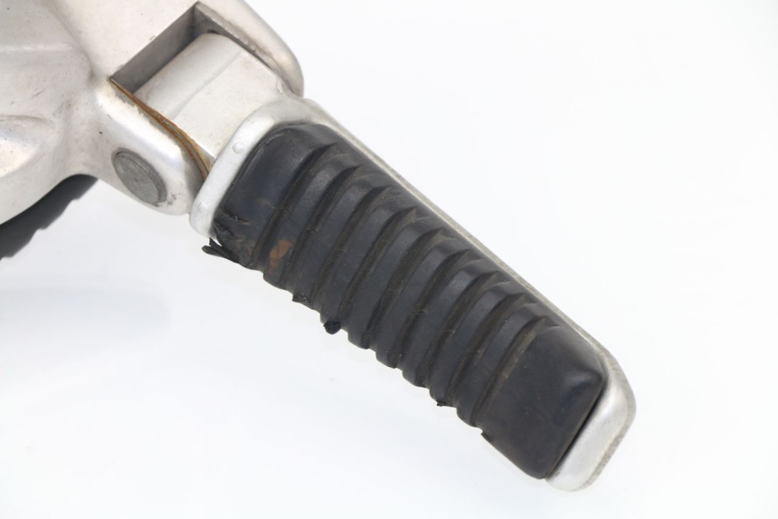 photo de SOPORTE ESTRIBERA TRASERA IZQUIERDA DUCATI ST2 944 (1997 - 2003)