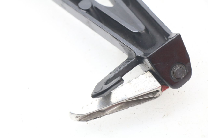 photo de SOPORTE ESTRIBERA TRASERA IZQUIERDA SUZUKI GSX-R GSXR 750 (2011 - 2016)