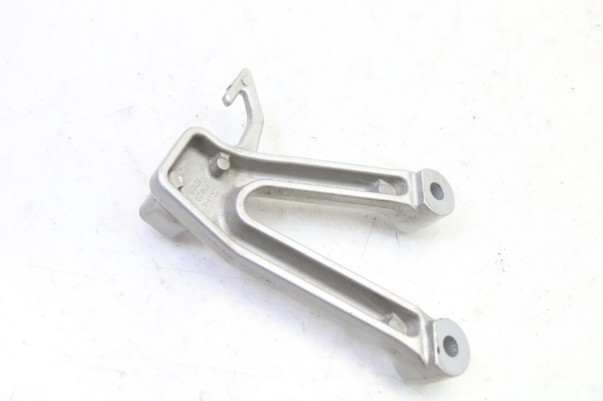 photo de SOPORTE ESTRIBERA TRASERA IZQUIERDA SUZUKI SV S 650 (2003 - 2009)