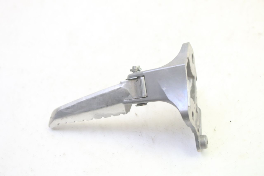 photo de SOPORTE ESTRIBERA TRASERA IZQUIERDA YAMAHA TRICITY 300 (2020 - 2024) - Vista general del producto