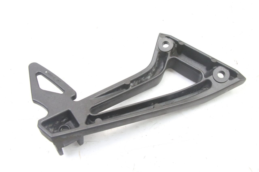 photo de SOPORTE ESTRIBERA TRASERA IZQUIERDA YAMAHA FZ6 FAZER S2 600 (2007 - 2011)