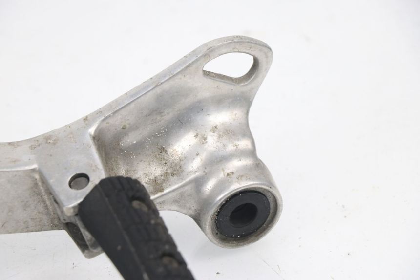 photo de SOPORTE ESTRIBERA TRASERA IZQUIERDA YAMAHA TDM 3VD 850 (1991 - 1995)