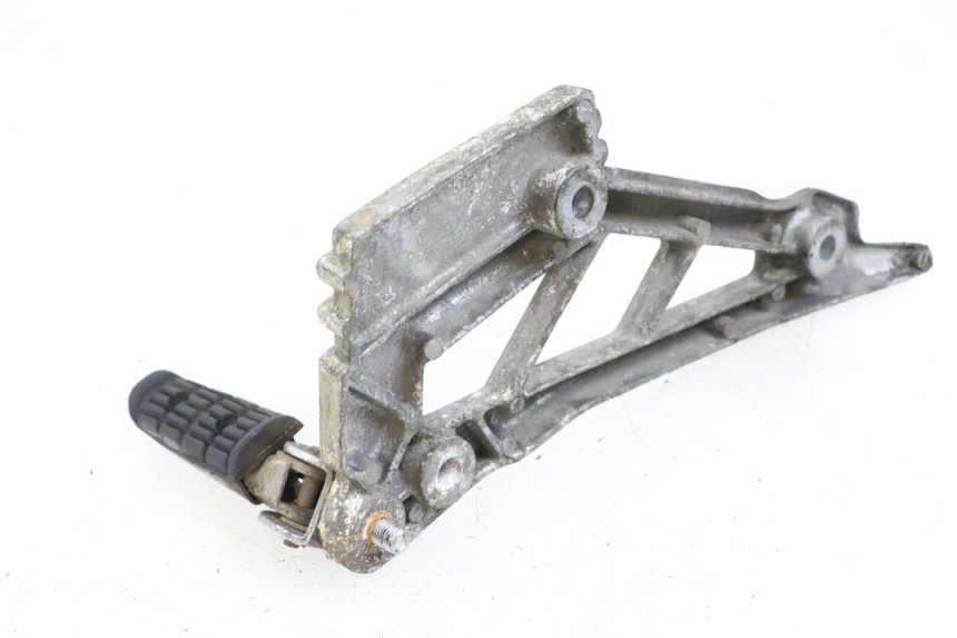 photo de SOPORTE ESTRIBERA TRASERA IZQUIERDA YAMAHA XJ F 900 (1983 - 1994)