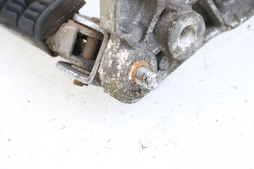 photo de SOPORTE ESTRIBERA TRASERA IZQUIERDA YAMAHA XJ F 900 (1983 - 1994)