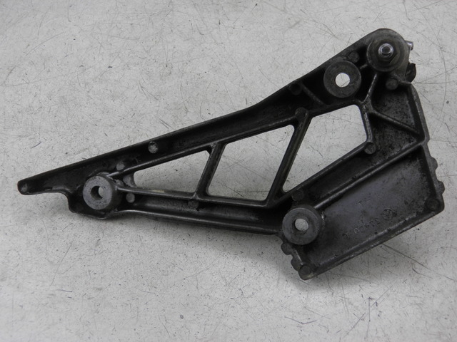 photo de SOPORTE ESTRIBERA TRASERA IZQUIERDA YAMAHA XJ F 900 (1983 - 1994)