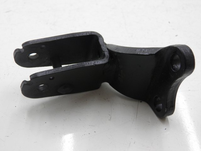 photo de SOPORTE ESTRIBERA TRASERA IZQUIERDA YAMAHA XMAX X-MAX 125 (2006 - 2009)