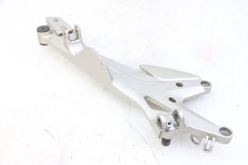 photo de PLACA DE APOYO DELANTERA DERECHA HONDA CBF 500 (2004 - 2007)