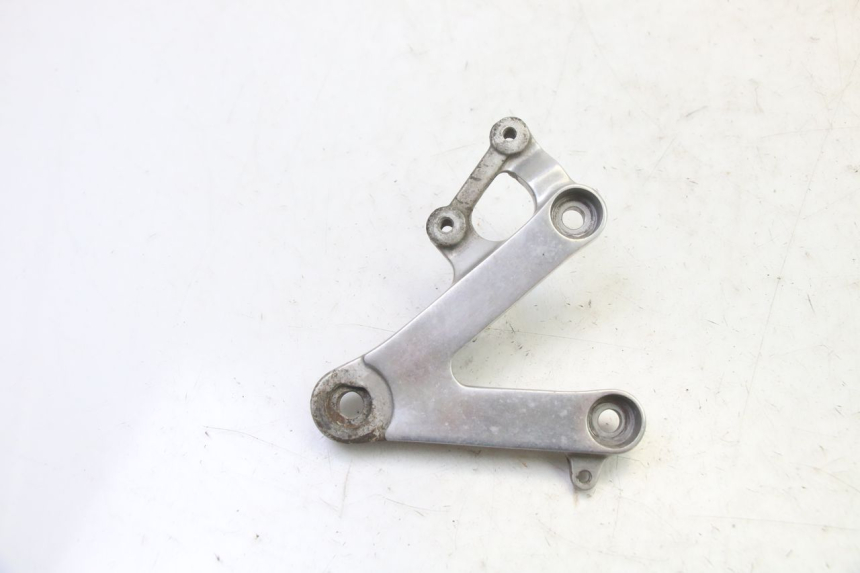 photo de SOPORTE ESTRIBERA DELANTERA DERECHA HONDA CBR RR FIREBLADE 900 (1992 - 1994)