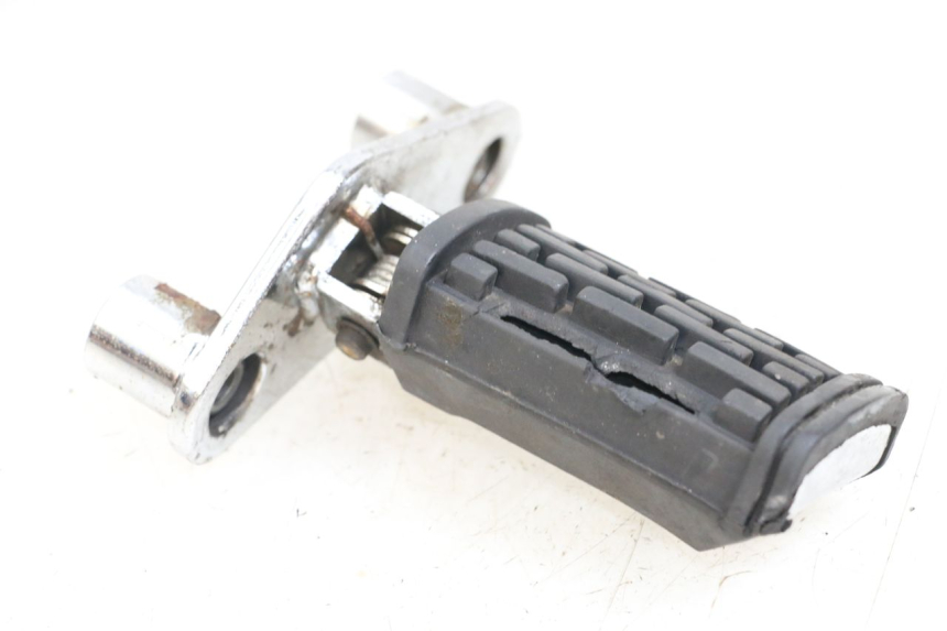 photo de SOPORTE ESTRIBERA DELANTERA DERECHA APRILIA CLASSIC 125 (1995 - 2001)