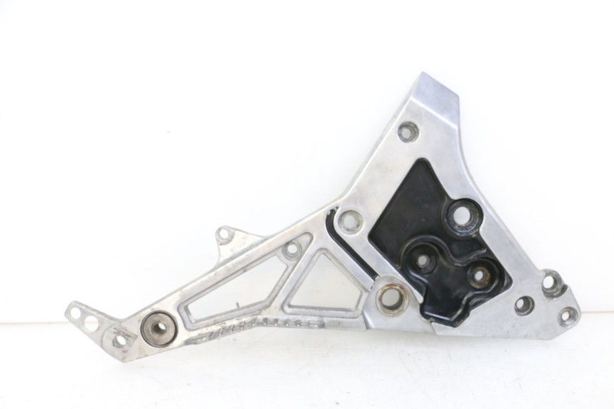photo de SOPORTE ESTRIBERA DELANTERA DERECHA YAMAHA FJ 36Y 1100 (1984 - 1985)