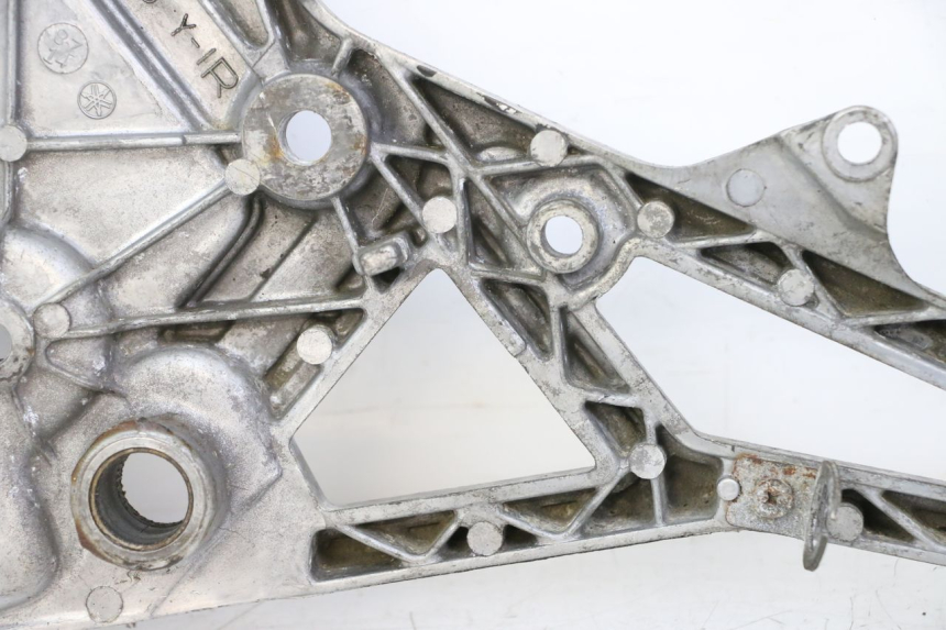 photo de SOPORTE ESTRIBERA DELANTERA DERECHA YAMAHA FJ 36Y 1100 (1984 - 1985)