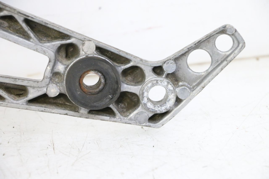 photo de SOPORTE ESTRIBERA DELANTERA DERECHA YAMAHA FJ 36Y 1100 (1984 - 1985)