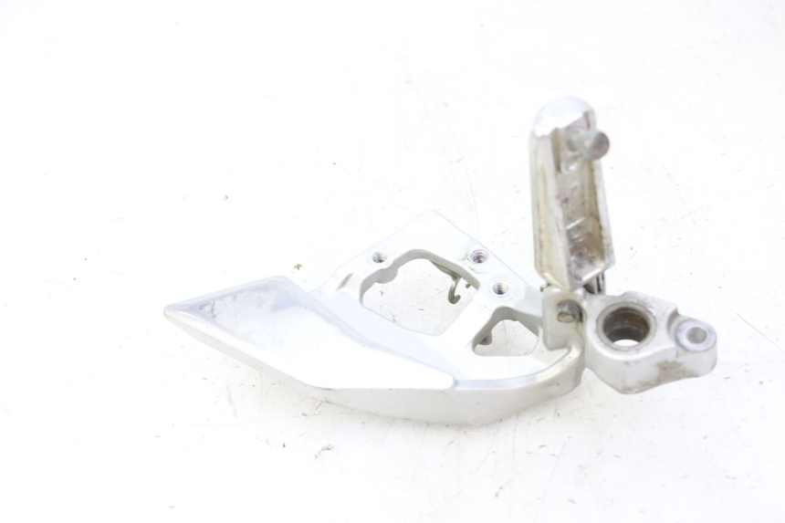 photo de PLATINA APOYA PIE DELANTERO DERECHO YAMAHA FJR ABS 1300 (2016 - 2020)