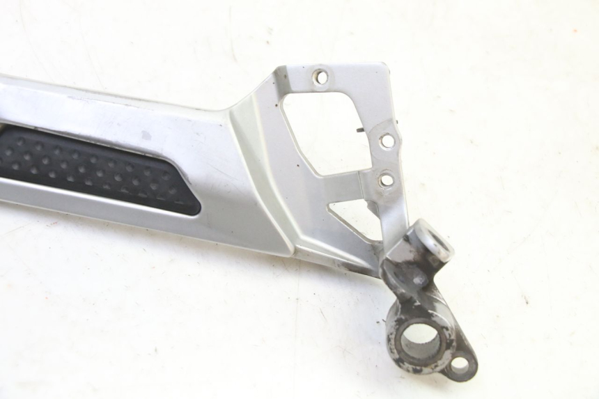 photo de PLACA DE APOYO DELANTERO DERECHO YAMAHA FJR ABS 1300 (2006 - 2012)