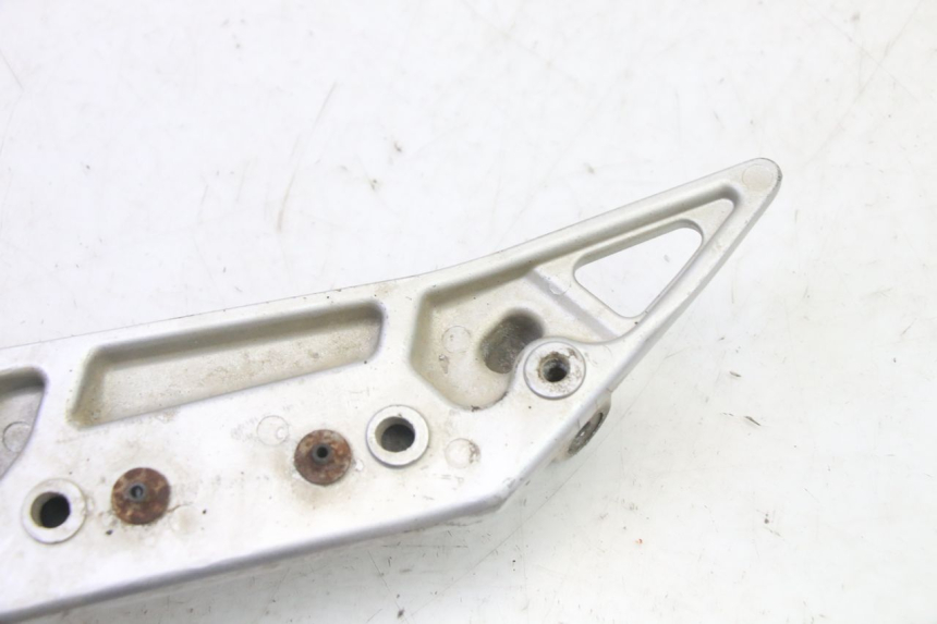 photo de PLACA DE APOYO DELANTERO DERECHO YAMAHA FJR ABS 1300 (2006 - 2012)