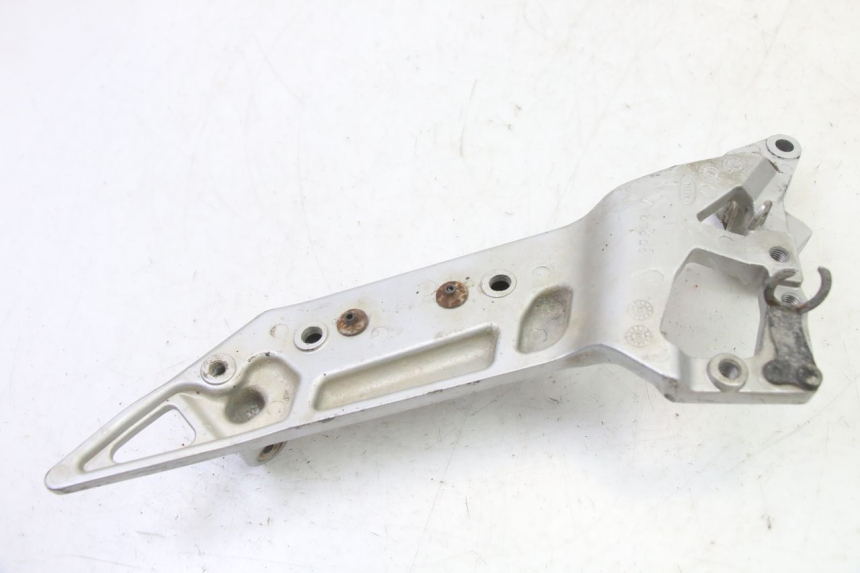 photo de PLACA DE APOYO DELANTERO DERECHO YAMAHA FJR ABS 1300 (2006 - 2012)