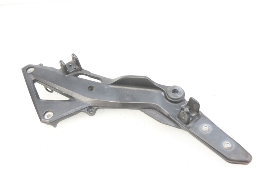 photo de SOPORTE ESTRIBERA DELANTERA DERECHA HONDA CBRF CBR-F PC41 600 (2011 - 2013)