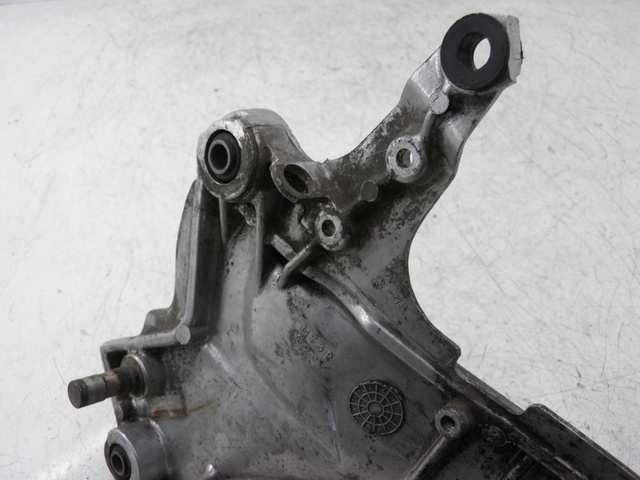 photo de SOPORTE ESTRIBERA DELANTERA DERECHA HONDA ST PAN EUROPEAN ABS 1100 (2002 - 2001)